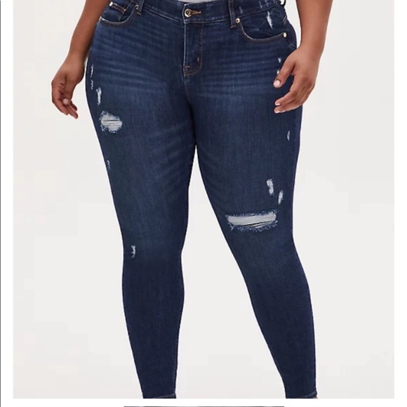torrid Denim - (14) Torrid Bombshell Skinny Jean medium wash